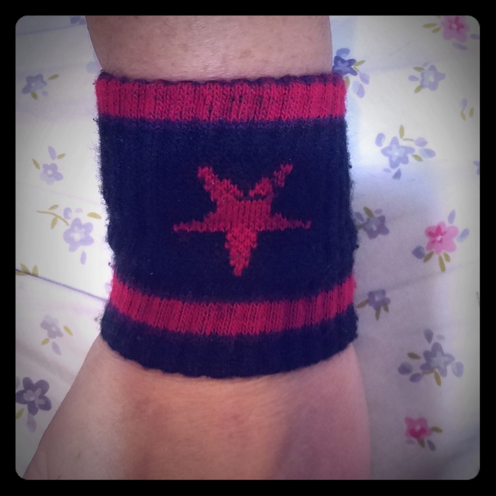 **SOLD** Star Wrist Band